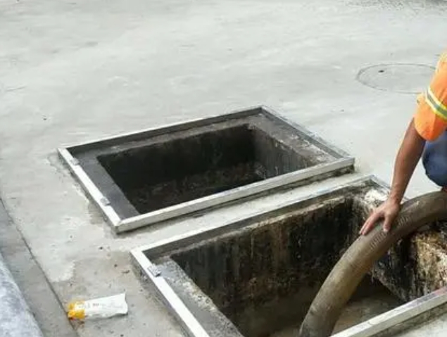 蓝田化粪池清理